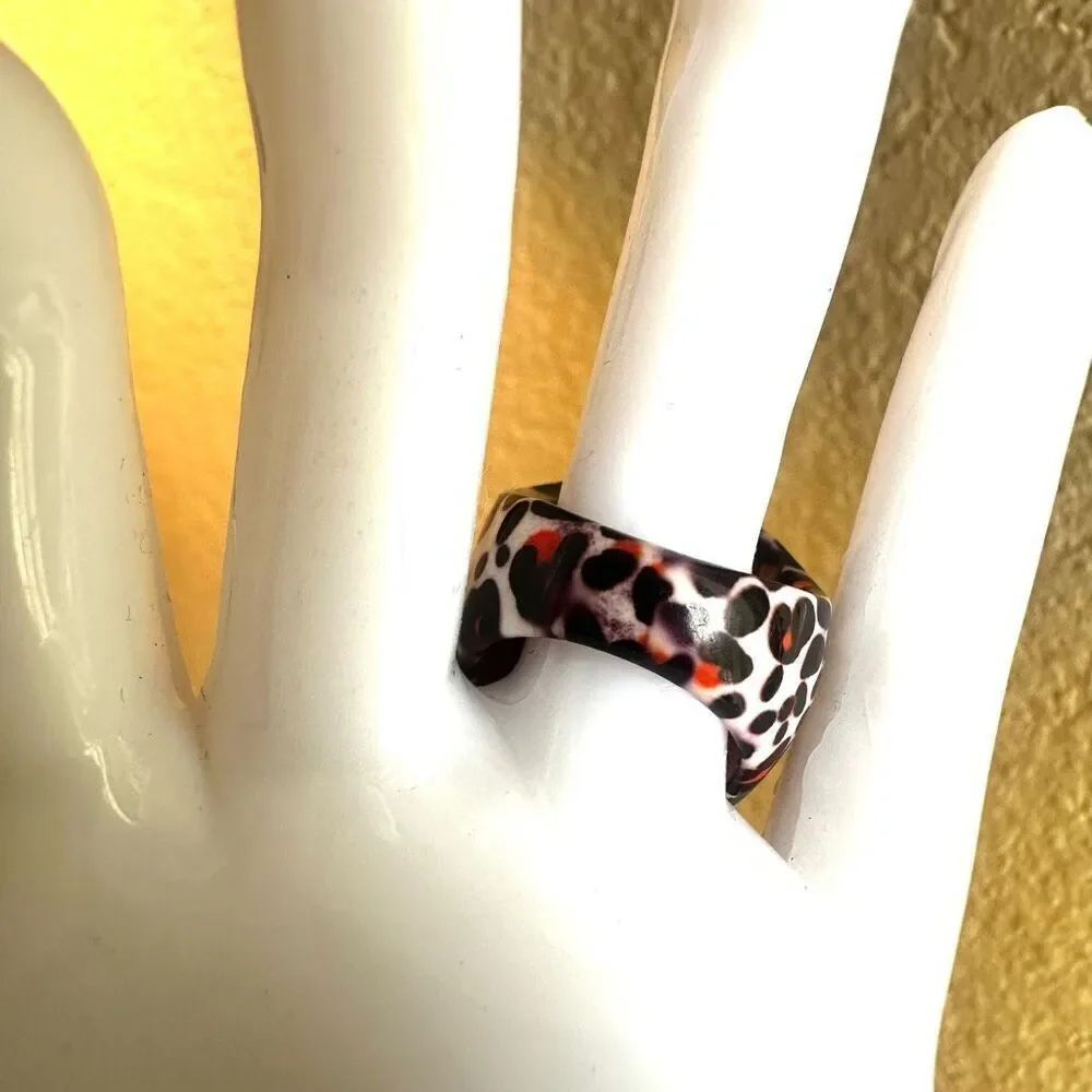 Black and orange leopard cocktail ring